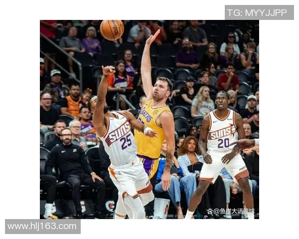 湖人惨遭尼克斯绝杀,卢狼狈不堪:一场让人心碎的篮球夜 湖人惨遭尼克斯绝杀,卢狼狈不堪:一场让人心碎的篮球夜