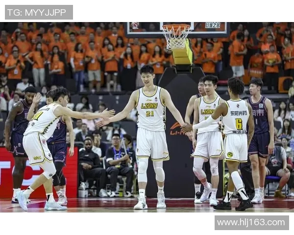 辽宁队夺得男篮CBA总冠军,成功卫冕! 辽宁队夺得男篮CBA总冠军,成功卫冕!