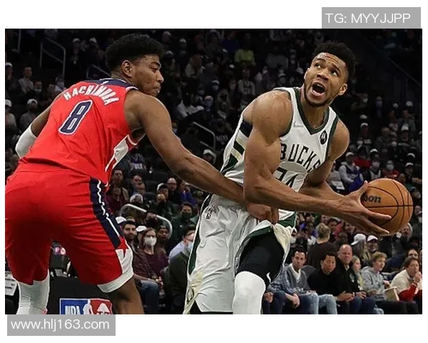 雄鹿客场力克开拓者,总比分2-1领先:深度解析胜利背后的秘诀 雄鹿客场力克开拓者,总比分2-1领先:深度解析胜利背后的秘诀